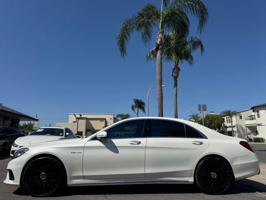 2016 Mercedes Benz S AMG 63 4MATIC photo 2