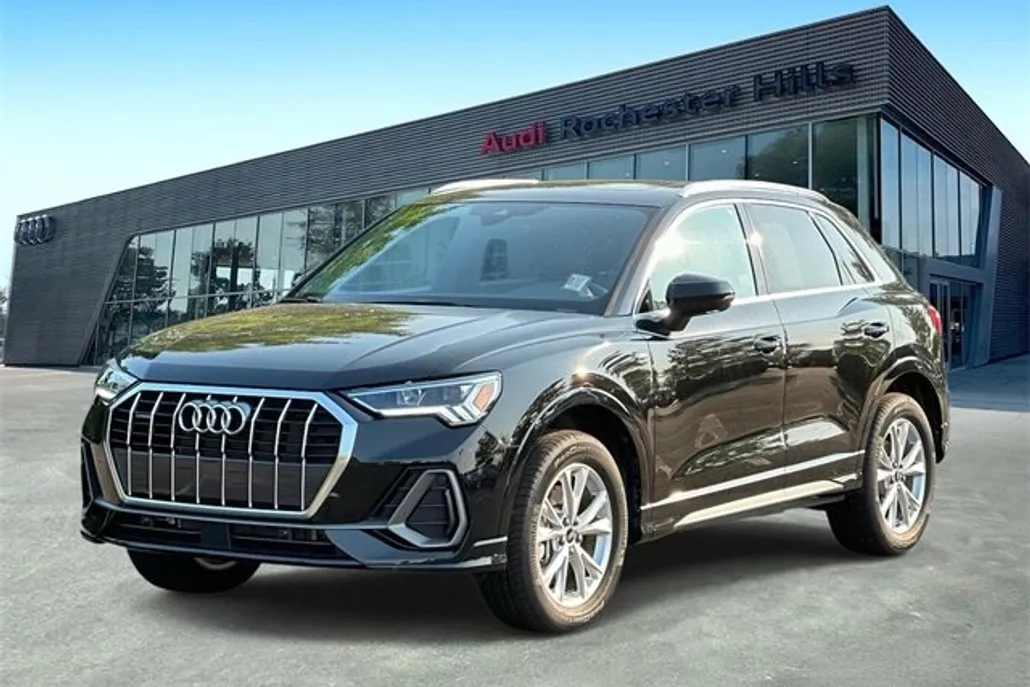 2025 Audi Q3 Premium S line photo 1