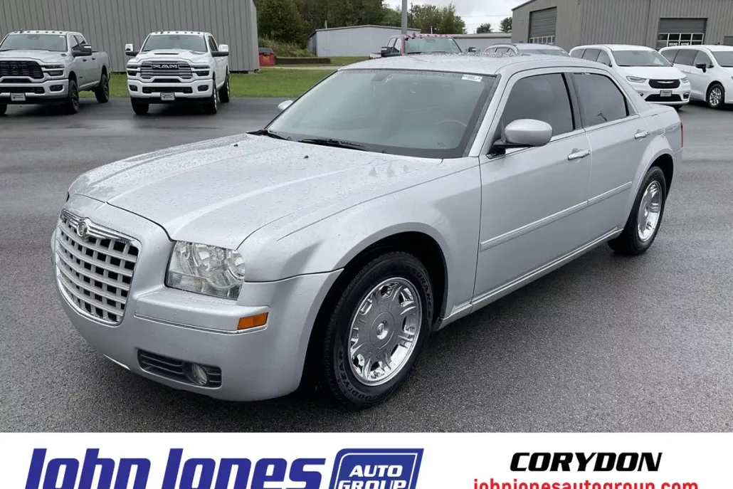 2006 Chrysler 300 Touring photo 1