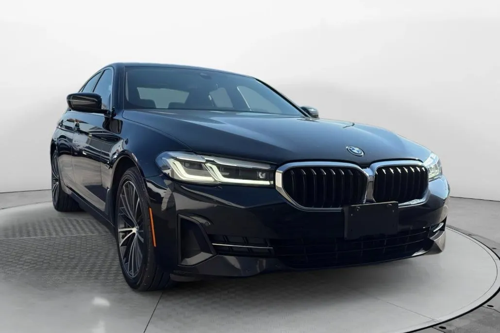 2023 Bmw 530e 5-Series photo 1