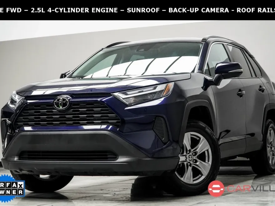 2024 Toyota RAV4 XLE photo 1