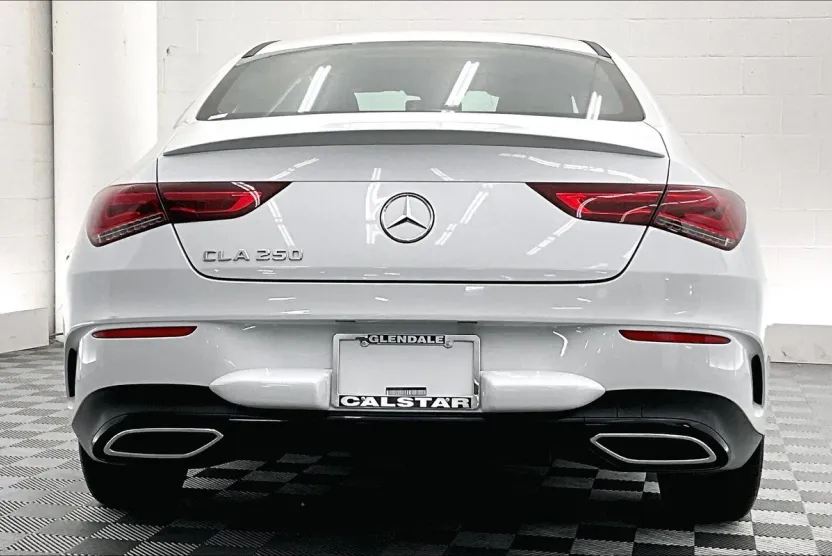 2023 Mercedes Benz CLA 250 photo 1