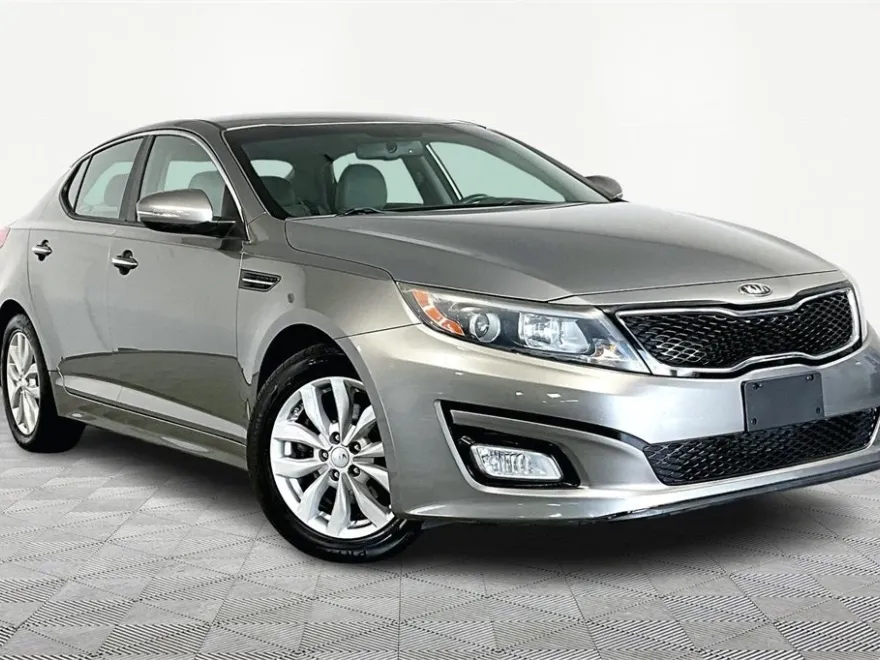 2015 Kia Optima EX photo 1