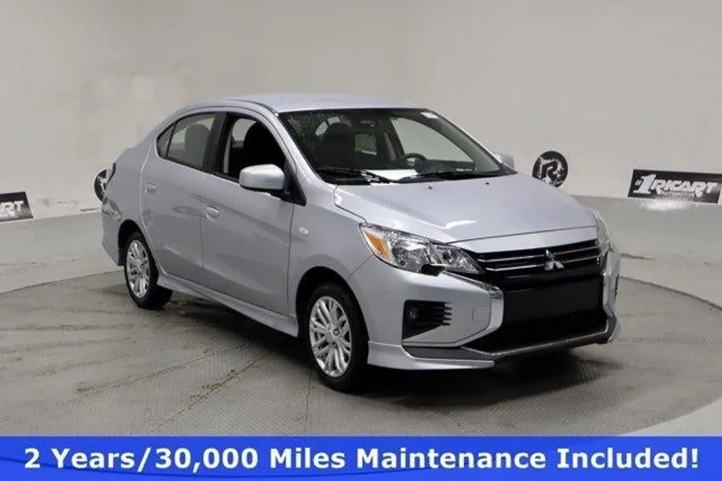 2024 Mitsubishi Mirage G4 LE photo 1