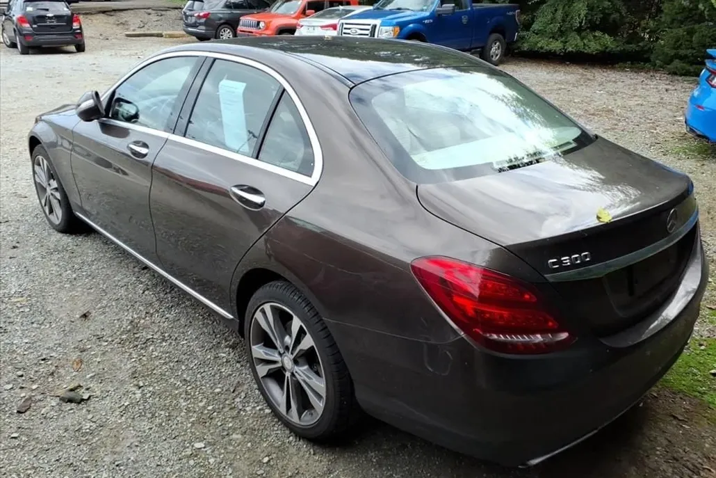 2015 Mercedes Benz C 300 4MATIC Sedan photo 1