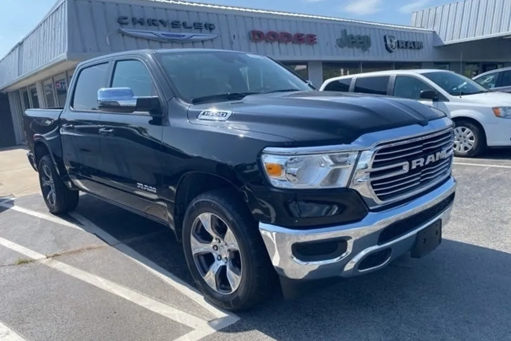 2023 Ram 1500 Laramie photo 1