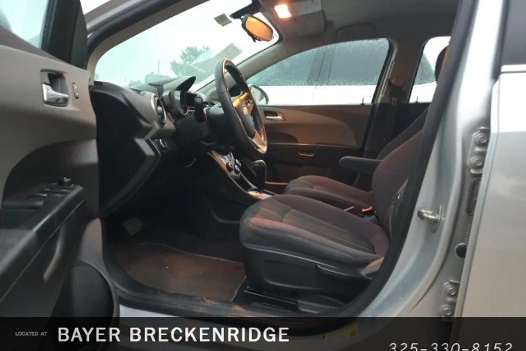 2015 Chevrolet Sonic LT photo 1