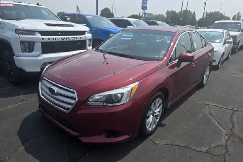 2015 Subaru Legacy 2.5i Premium photo 1