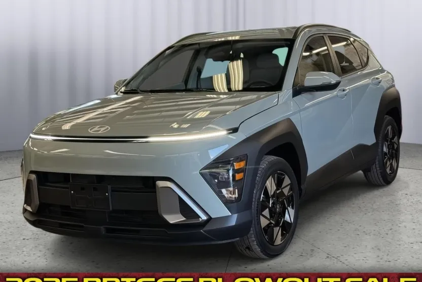 2025 Hyundai Kona SEL photo 1
