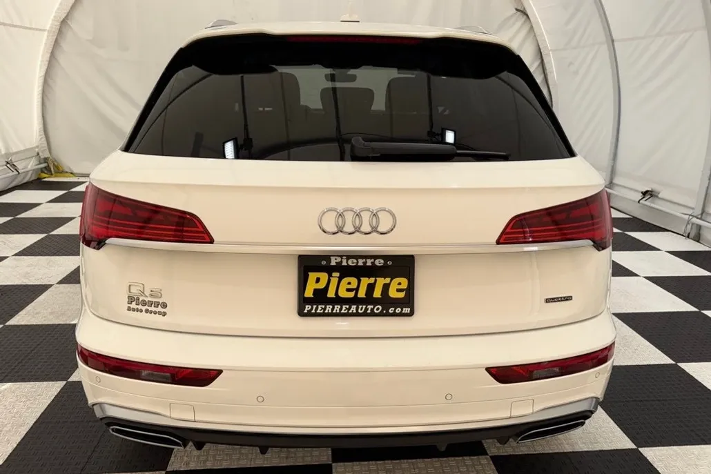 2023 Audi Q5 45 S line Premium photo 1