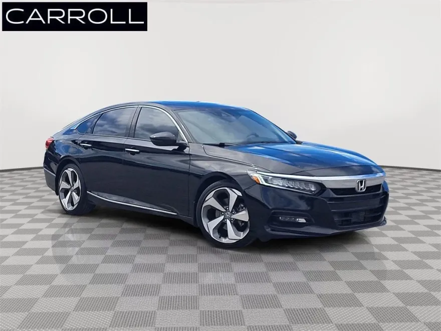 2018 Honda Accord Touring 1.5T photo 1