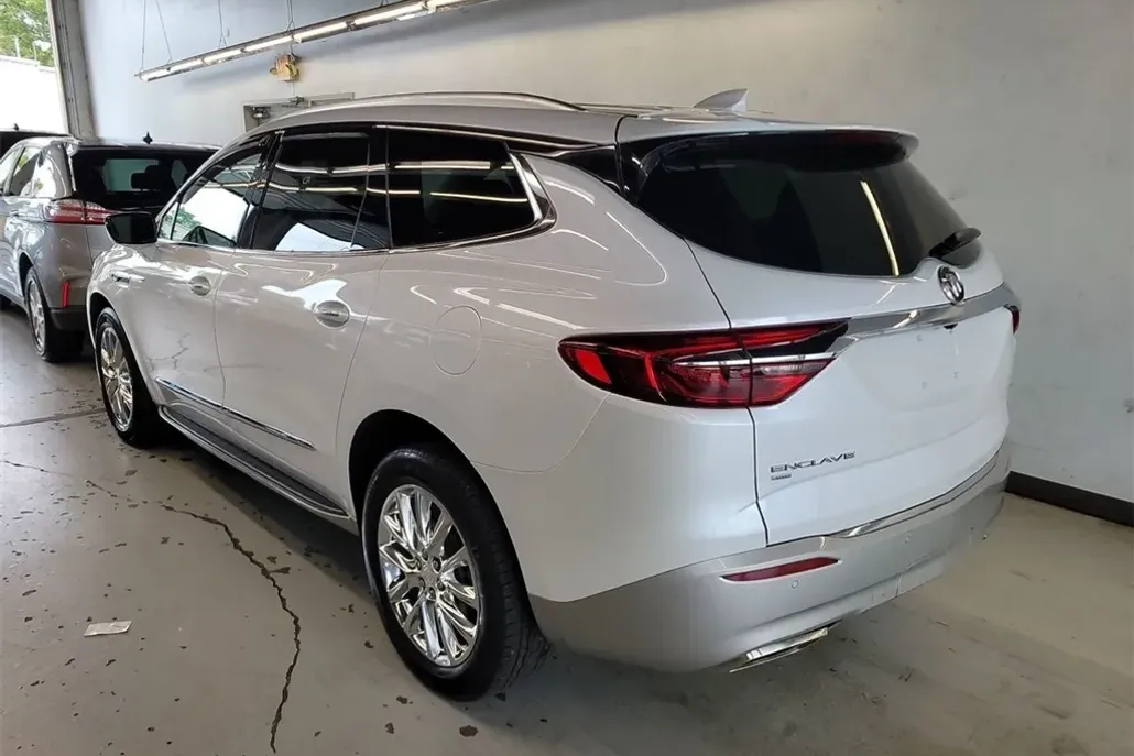 2021 Buick Enclave Premium photo 1