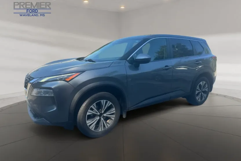 2022 Nissan Rogue SV photo 1