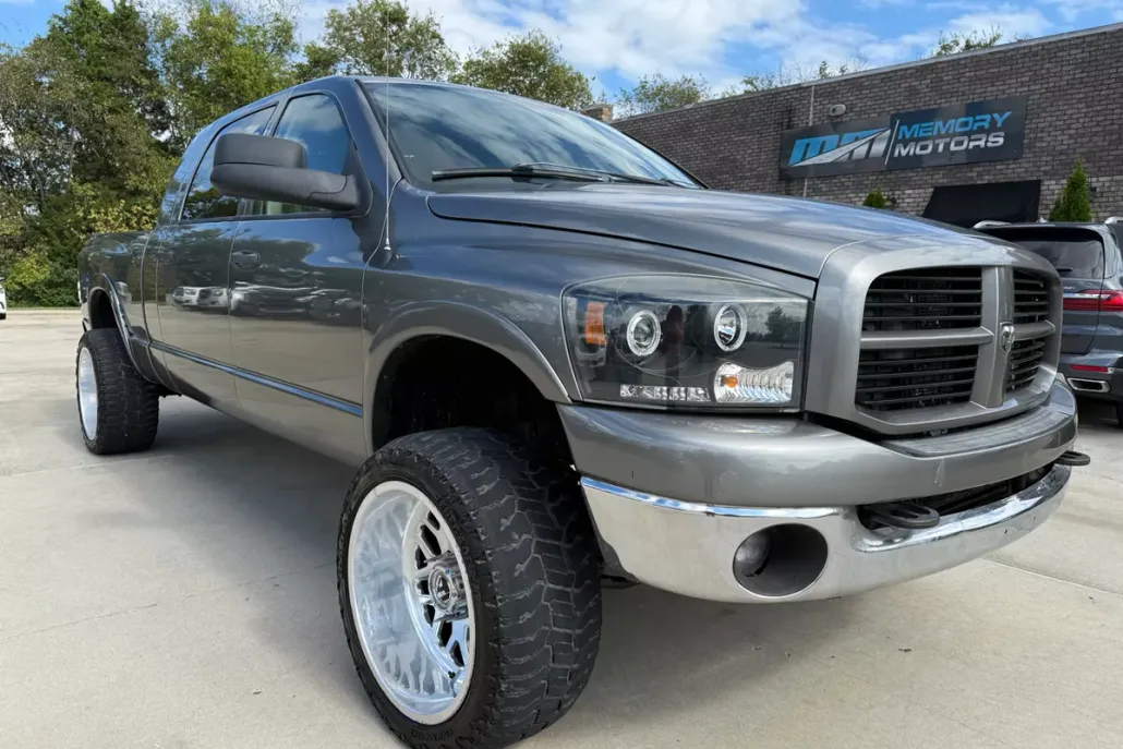 2006 Dodge Ram 3500 SLT photo 1