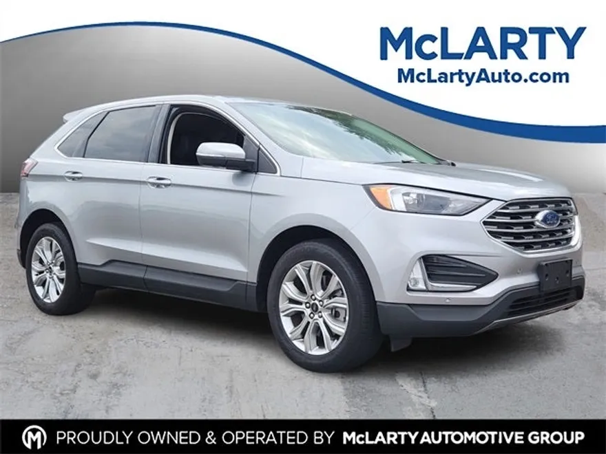 2024 Ford Edge Titanium photo 1
