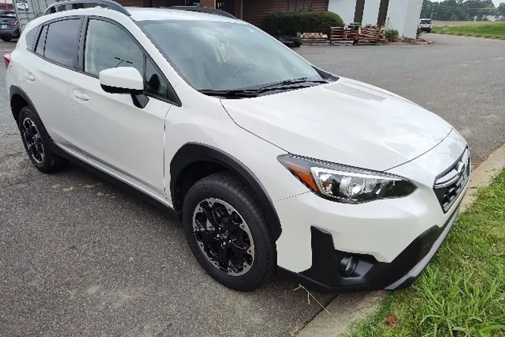 2023 Subaru Crosstrek Premium photo 1