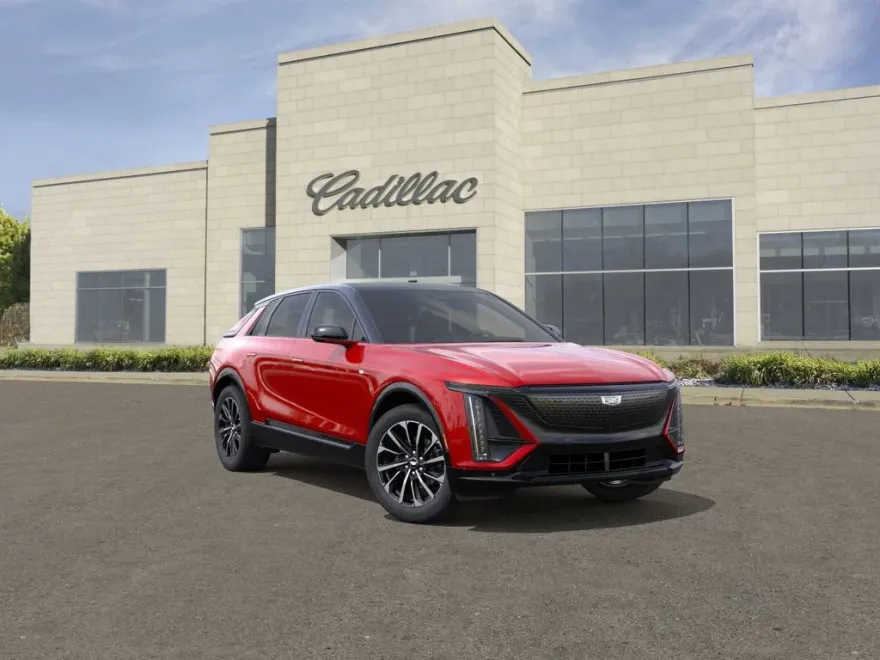 2025 Cadillac Lyriq Sport photo 1