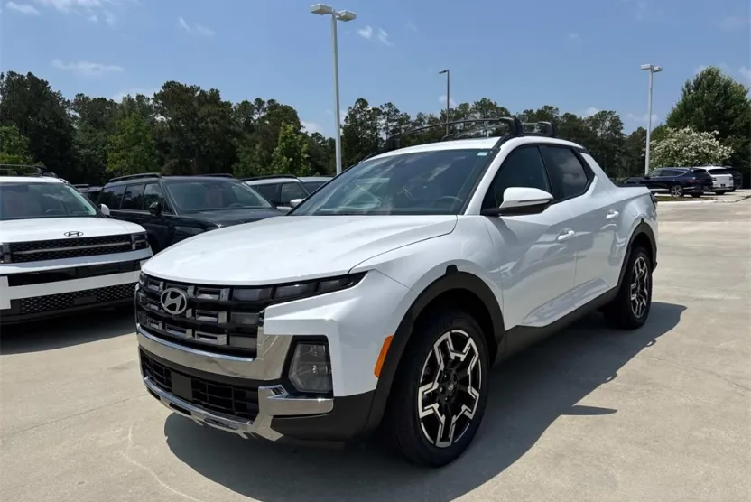 2025 Hyundai Santa Cruz Limited photo 1
