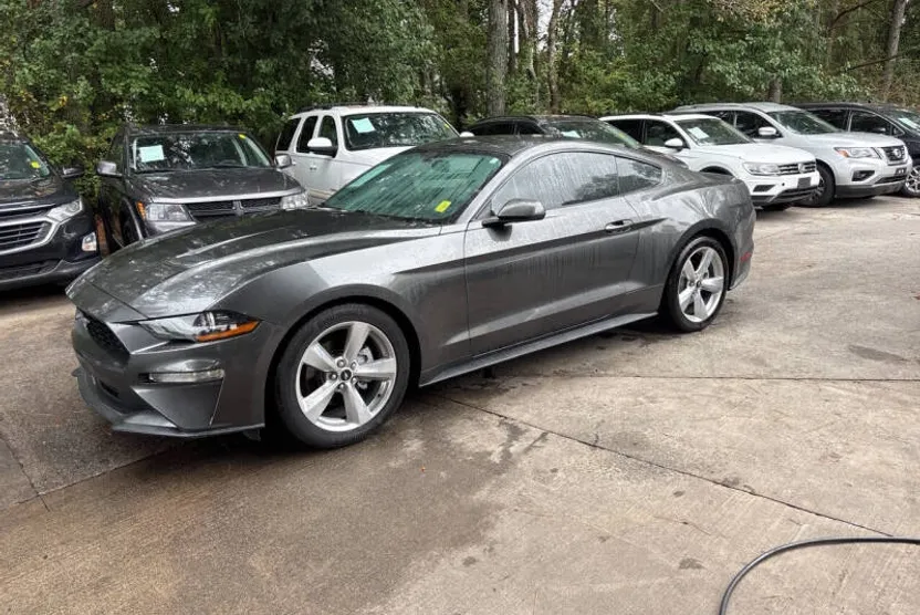 2018 Ford Mustang EcoBoost photo 1