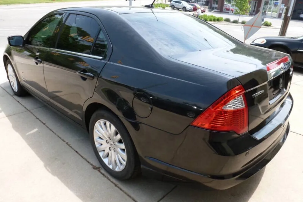 2012 Ford Fusion Hybrid photo 1