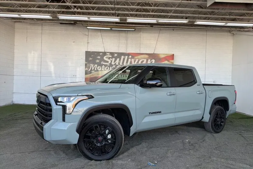2024 Toyota Tundra Limited photo 1