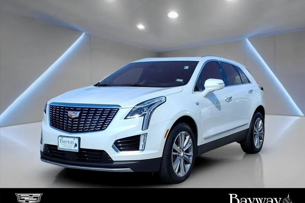 2025 Cadillac XT5 Premium Luxury photo 1