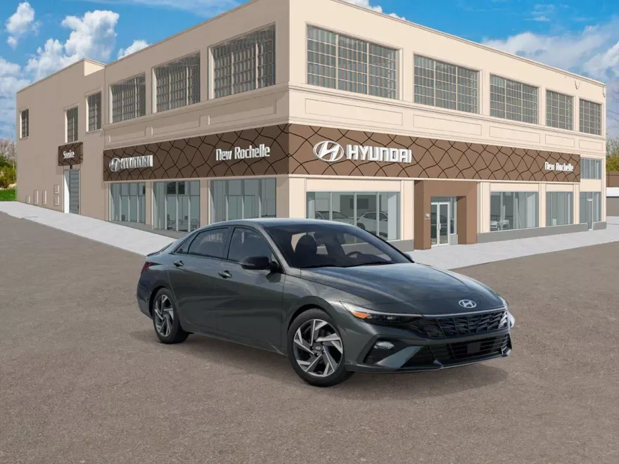 2025 Hyundai Elantra SEL Sport photo 1