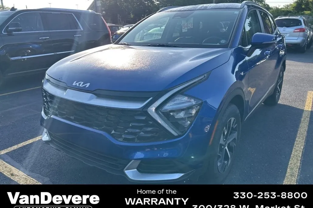 2023 Kia Sportage EX photo 1