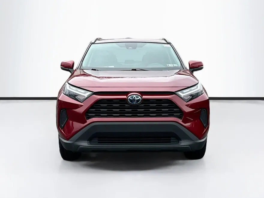 2022 Toyota RAV4 Hybrid XLE photo 1