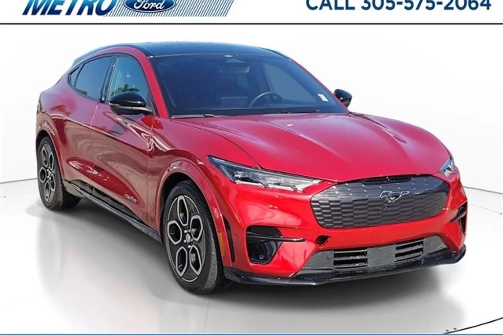 2022 Ford Mustang Mach-E GT photo 1