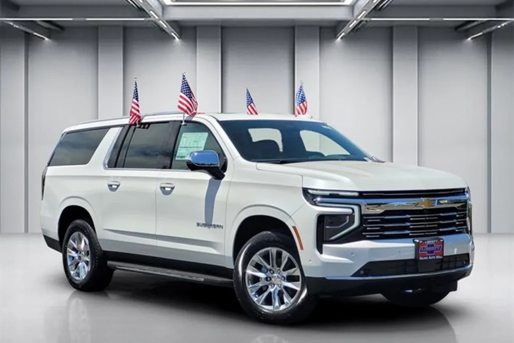 2025 Chevrolet Suburban Premier photo 1