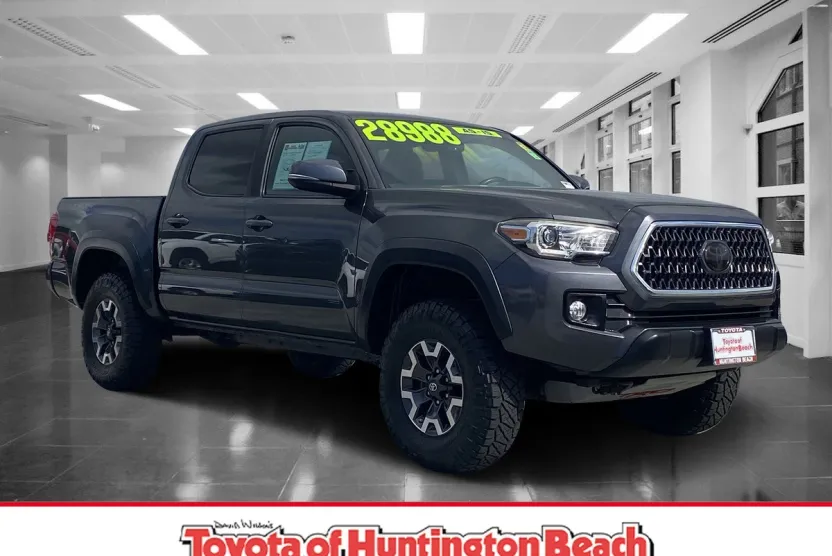 2019 Toyota Tacoma TRD Off-Road photo 1