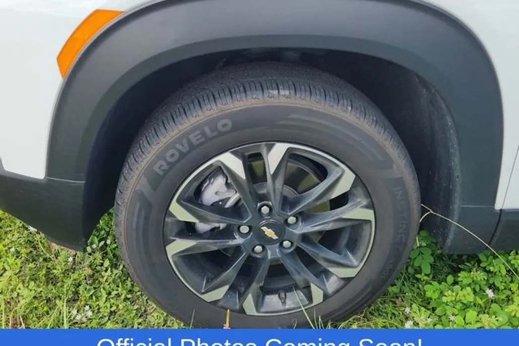 2021 Chevrolet Trailblazer LT photo 1