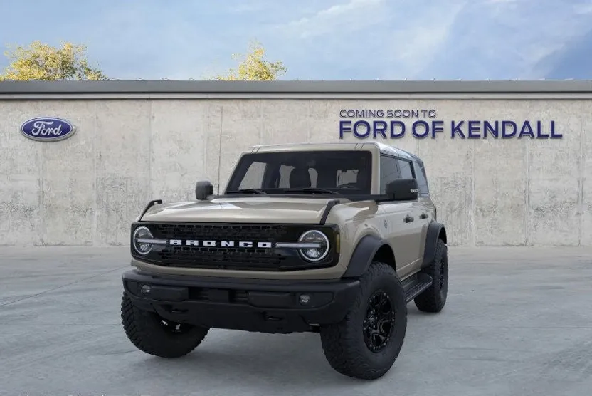 2025 Ford Bronco Outer Banks photo 1