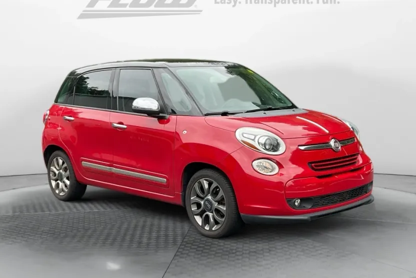 2014 Fiat 500L Lounge photo 1