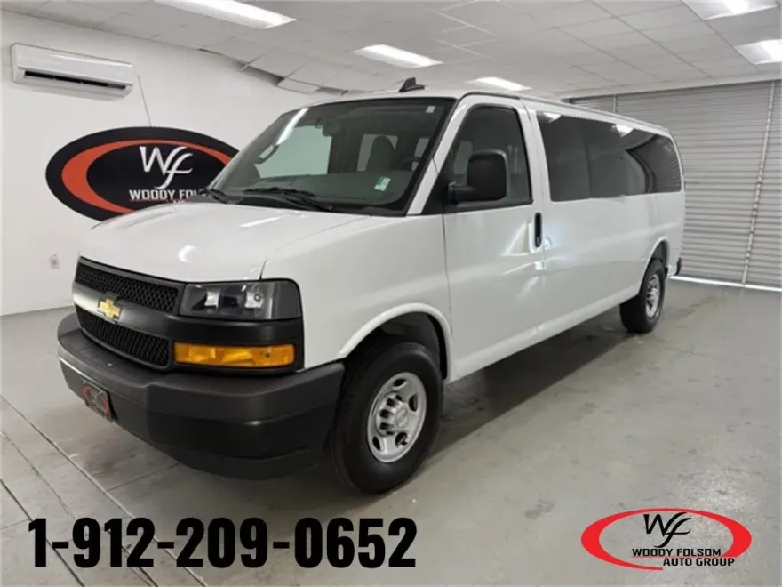 2025 Chevrolet Express 3500 Passenger Van photo 1