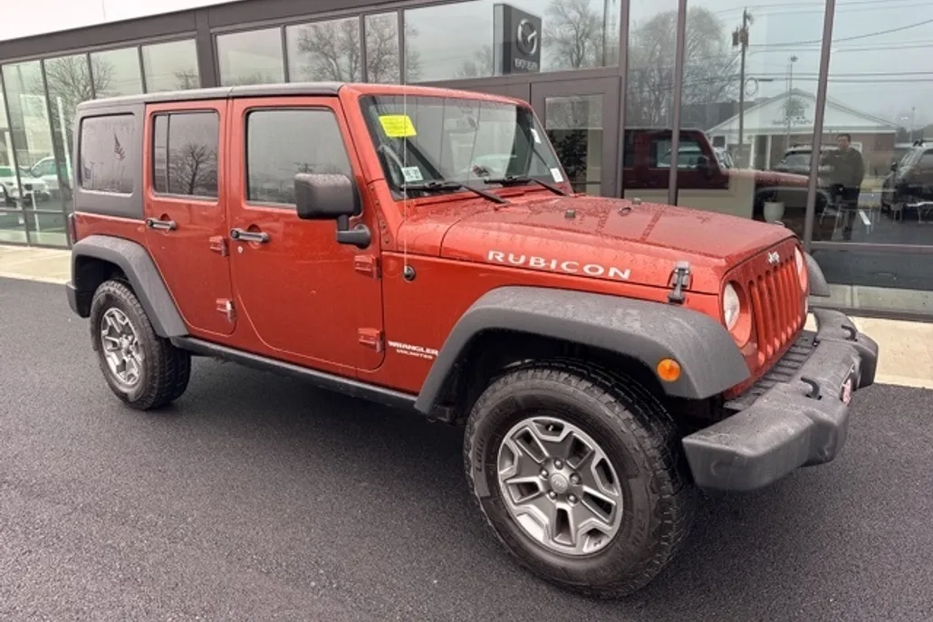 2014 Jeep Wrangler Unlimited Rubicon photo 1