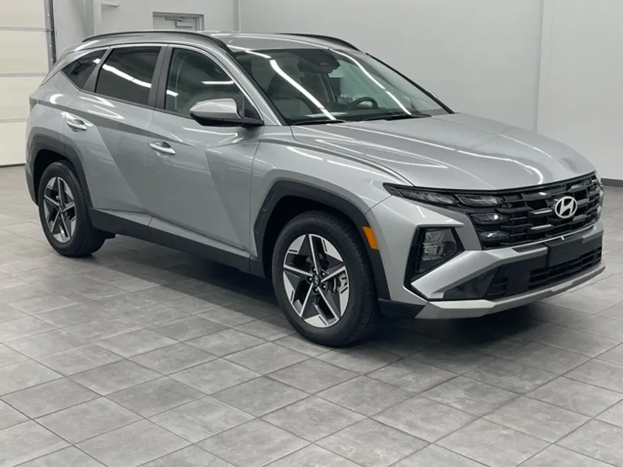 2025 Hyundai Tucson SEL photo 1