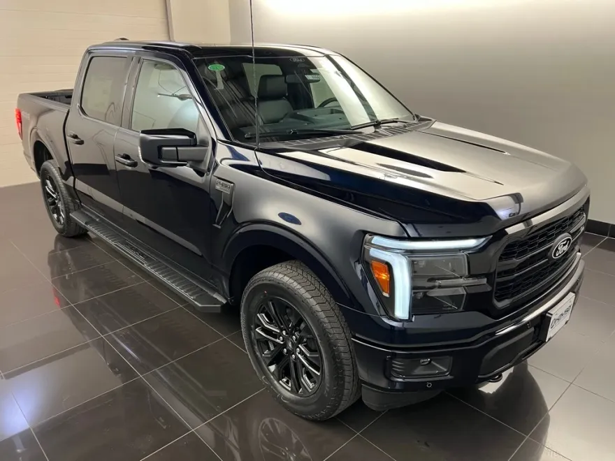 2025 Ford F-150 Lariat photo 1