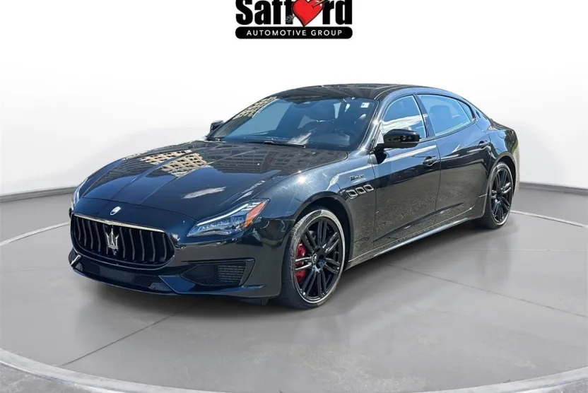 2022 Maserati Quattroporte Modena Q4 photo 1