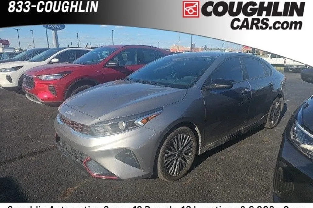 2023 Kia Forte GT-Line photo 1