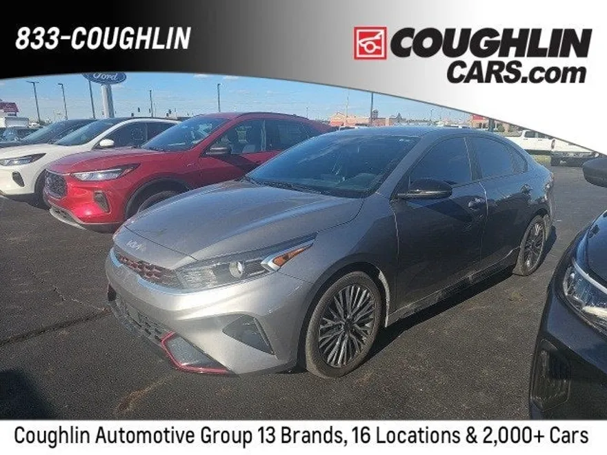 2023 Kia Forte GT-Line photo 1