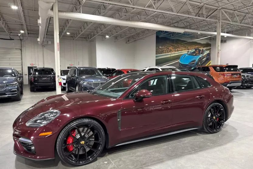 2018 Porsche Panamera Turbo Sport Turismo photo 1