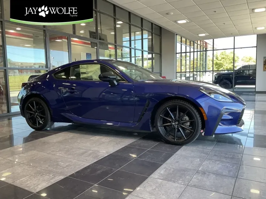 2025 Toyota GR86 Premium photo 1