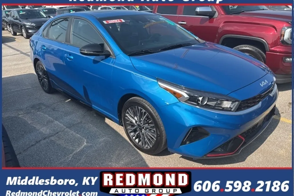 2024 Kia Forte GT-Line photo 1