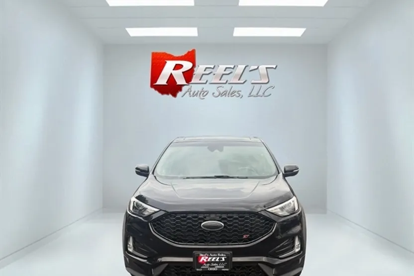 2019 Ford Edge ST photo 1