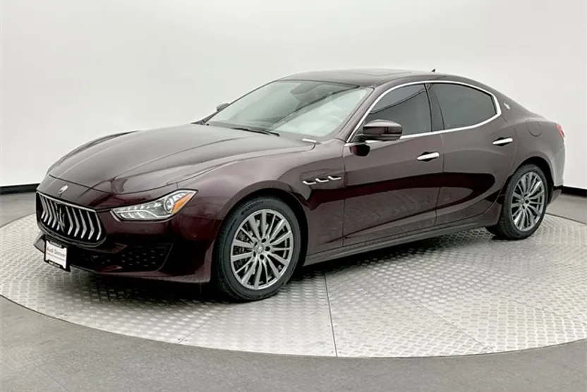 2019 Maserati Ghibli S Q4 photo 1