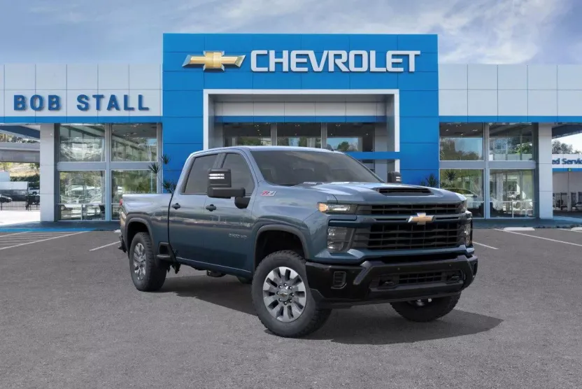 2026 Chevrolet Silverado 2500HD Custom photo 1