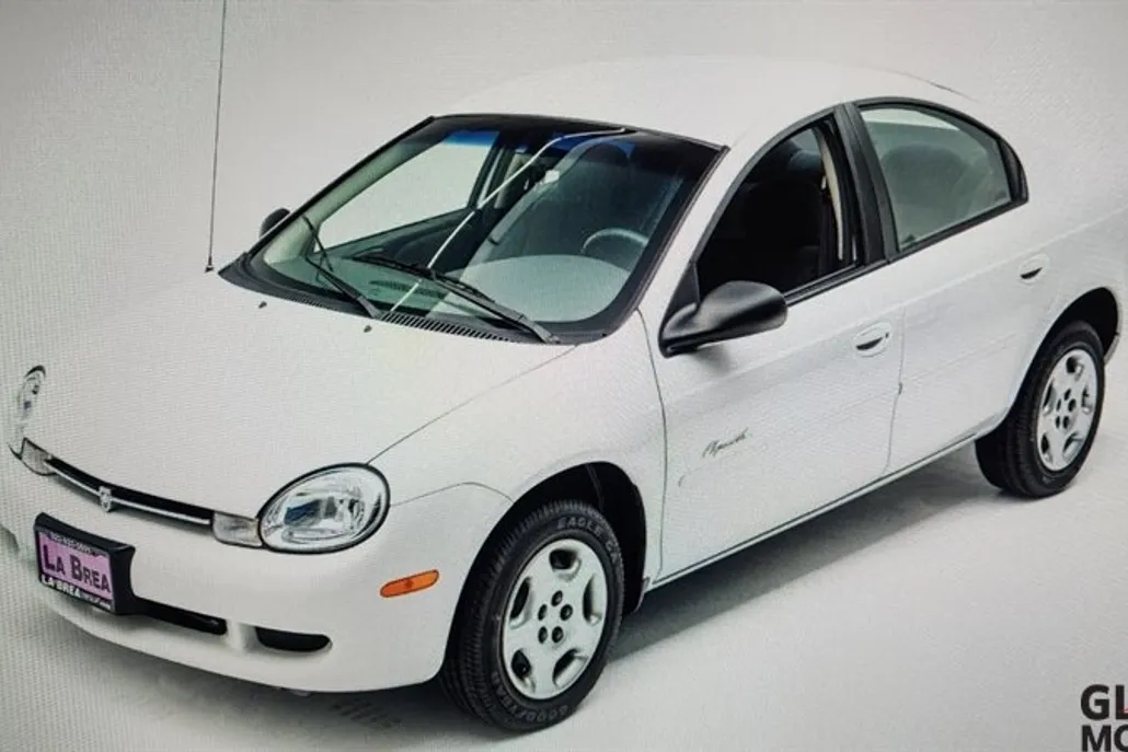 2000 Plymouth Neon photo 1