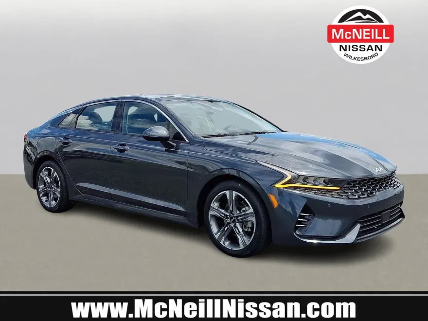 2024 Kia K5 EX photo 1